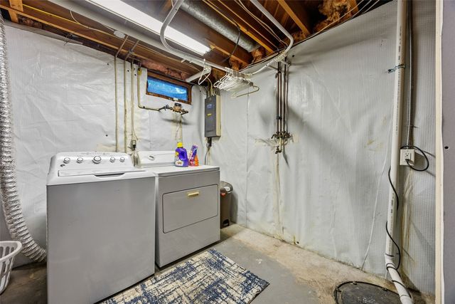 4216 Northwood Drive NE, Cedar Rapids, IA 52402