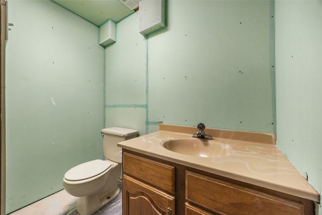 4216 Northwood Drive NE, Cedar Rapids, IA 52402