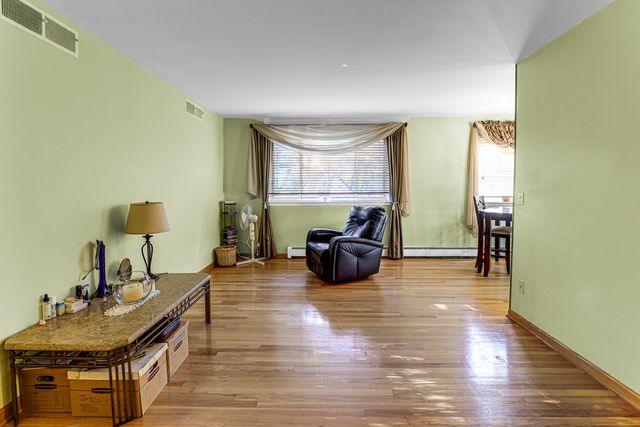 2629 N Hampden Court 502, Chicago, IL 60614