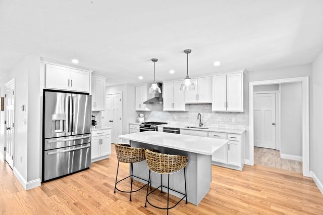 21 Blossom Drive, Plymouth, MA 02360
