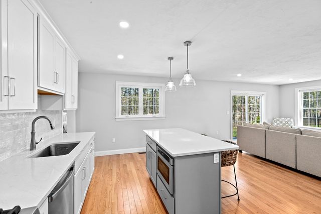 21 Blossom Drive, Plymouth, MA 02360