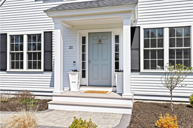 21 Blossom Drive, Plymouth, MA 02360