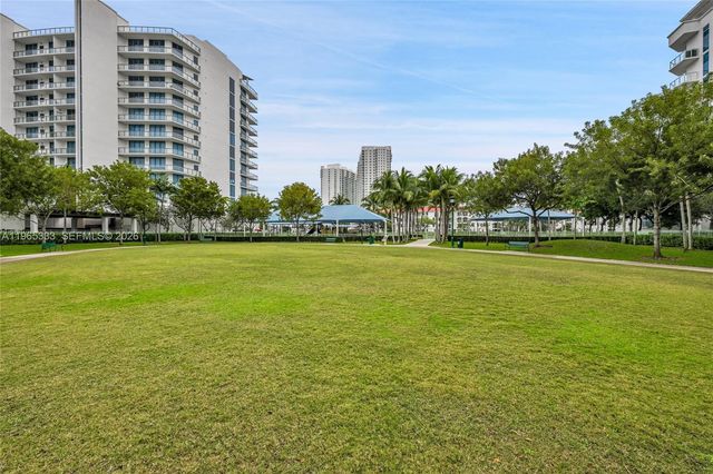 3131 NE 188th Street 21107, Aventura, FL 33180