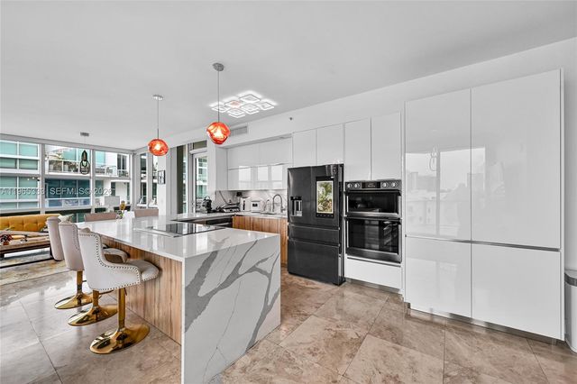 3131 NE 188th Street 21107, Aventura, FL 33180