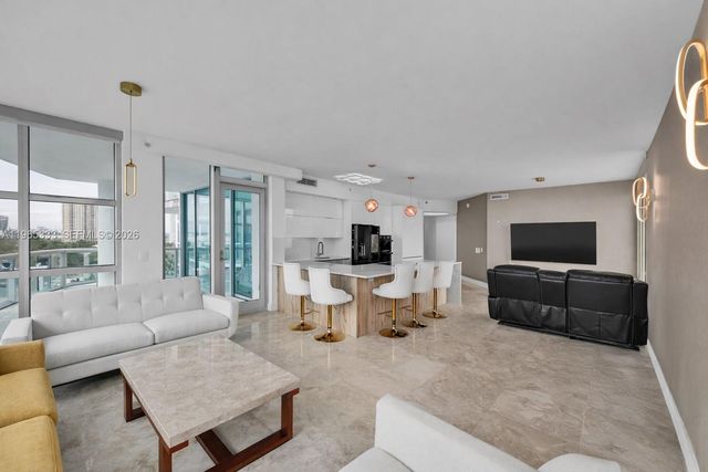 3131 NE 188th Street 21107, Aventura, FL 33180