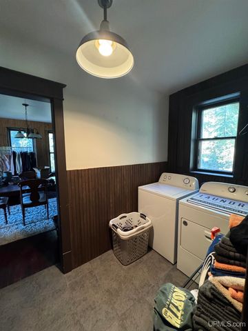 21342 Royce Road, Hancock, MI 49930