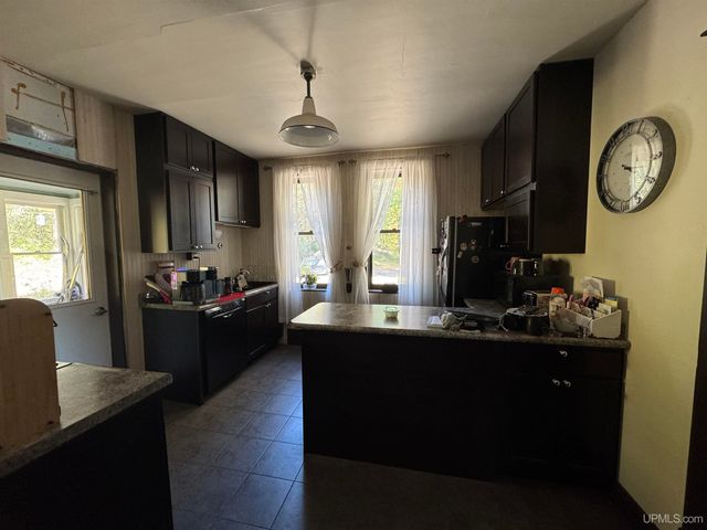 21342 Royce Road, Hancock, MI 49930