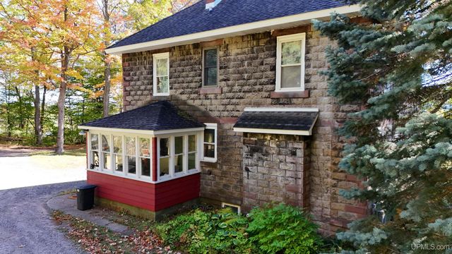 21342 Royce Road, Hancock, MI 49930