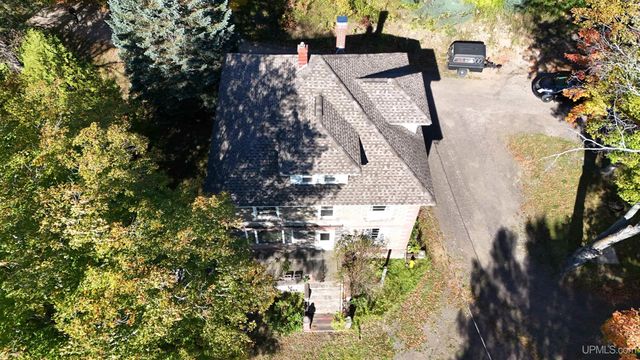 21342 Royce Road, Hancock, MI 49930