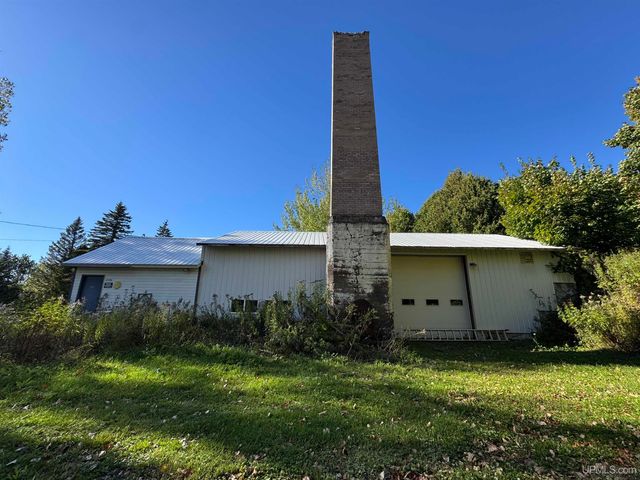 21342 Royce Road, Hancock, MI 49930