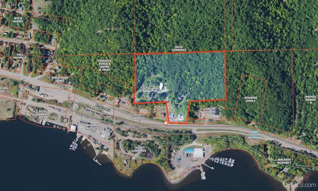 21342 Royce Road, Hancock, MI 49930