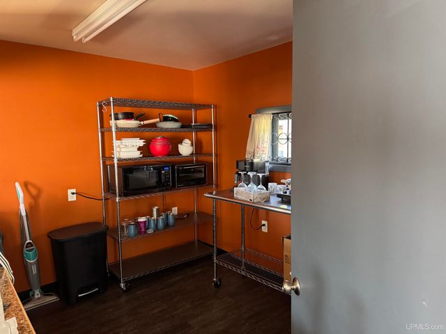 21342 Royce Road, Hancock, MI 49930