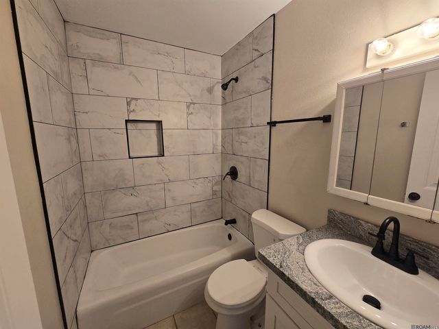 16438 Vermillion Dr, Baton Rouge, LA 70819