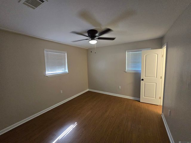 16438 Vermillion Dr, Baton Rouge, LA 70819