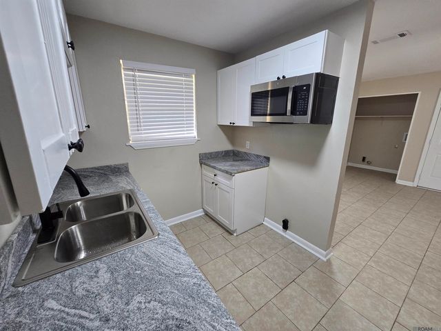 16438 Vermillion Dr, Baton Rouge, LA 70819