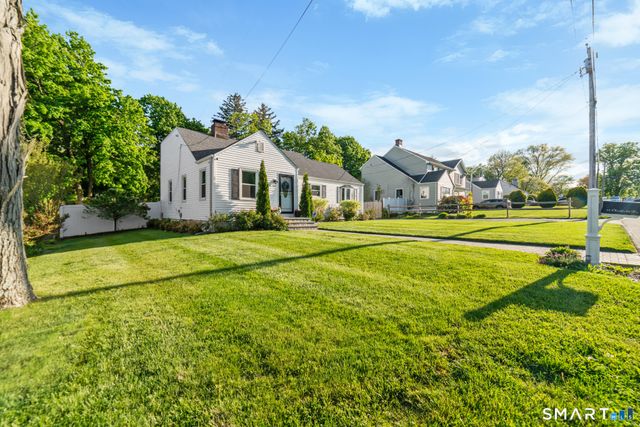 12 Chatfield Drive, Trumbull, CT 06611