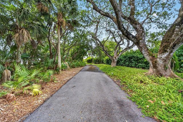 26950 SW 157th Avenue, Homestead, FL 33031