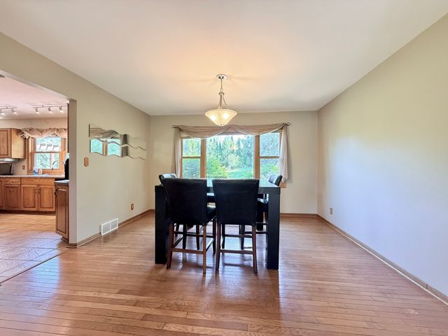 643 Lindgren Lane, Belvidere, IL 61008