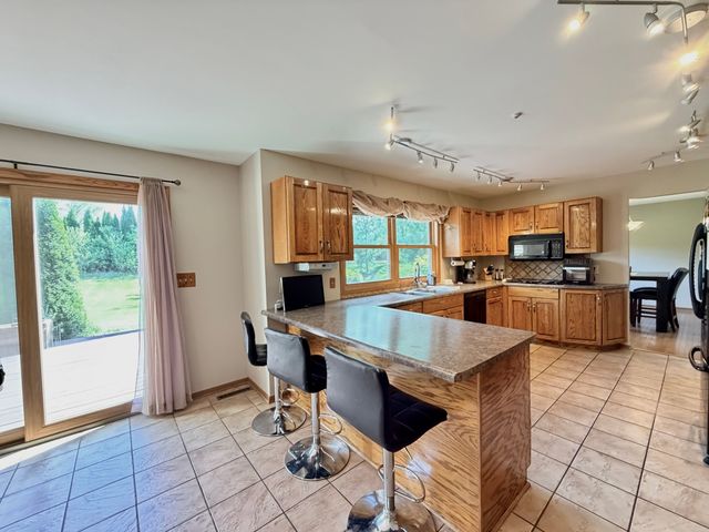 643 Lindgren Lane, Belvidere, IL 61008