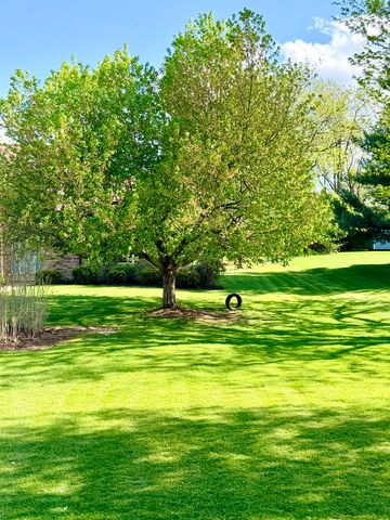 643 Lindgren Lane, Belvidere, IL 61008
