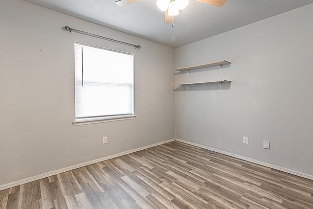 709 N Silver Leaf Drive, Moore, OK 73160