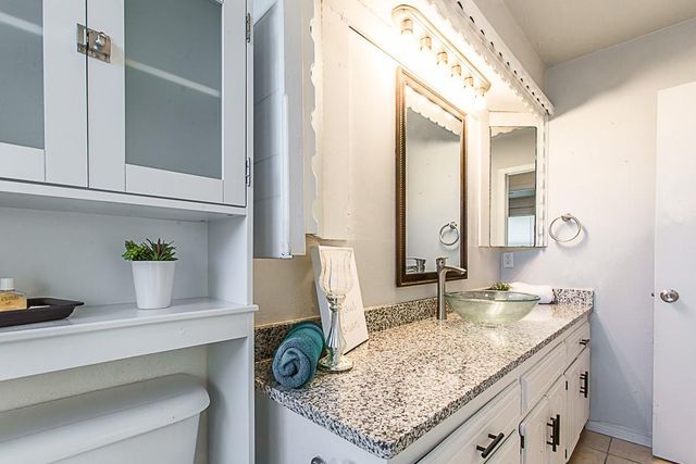 709 N Silver Leaf Drive, Moore, OK 73160