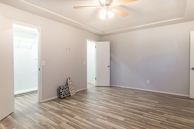 709 N Silver Leaf Drive, Moore, OK 73160