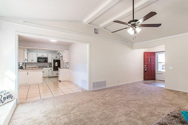 709 N Silver Leaf Drive, Moore, OK 73160