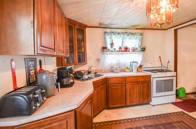 169 E Washington Street, Coldwater, MI 49036