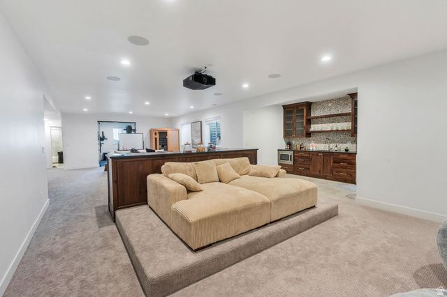 709 E 200 S, Centerville, UT 84014