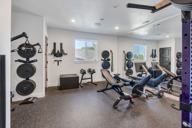 709 E 200 S, Centerville, UT 84014