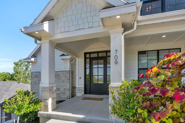 709 E 200 S, Centerville, UT 84014