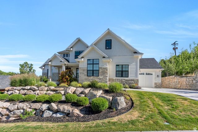 709 E 200 S, Centerville, UT 84014
