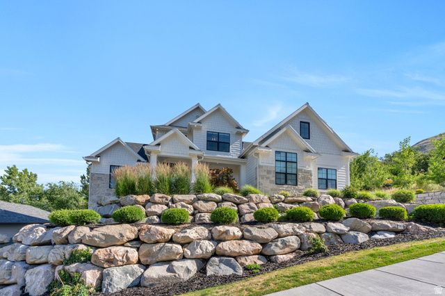 709 E 200 S, Centerville, UT 84014