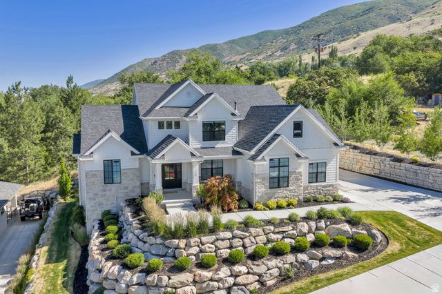 709 E 200 S, Centerville, UT 84014