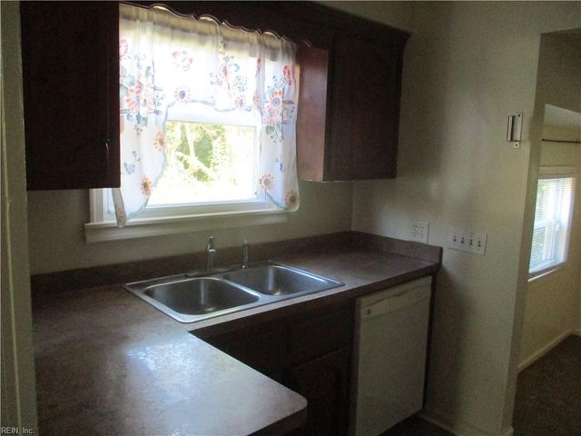 7603 Gloucester AVE, Norfolk, VA 23505