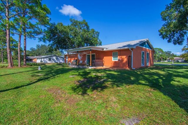 1030 Roseland Road, Sebastian, FL 32958