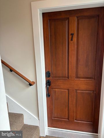 4004 EDMUNDS ST NW #7, Washington, DC 20007