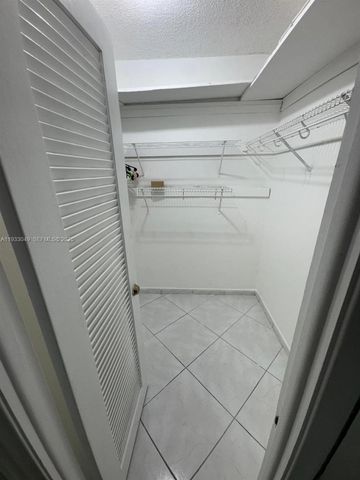 5750 Collins Ave 10J, Miami Beach, FL 33140