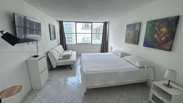 5750 Collins Ave 10J, Miami Beach, FL 33140