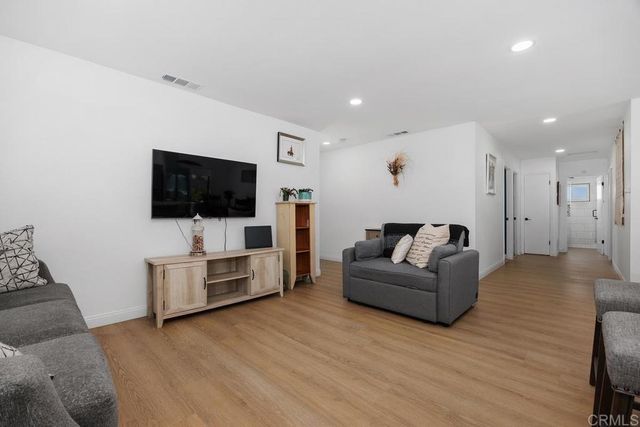 4009 Genine Drive, Oceanside, CA 92056