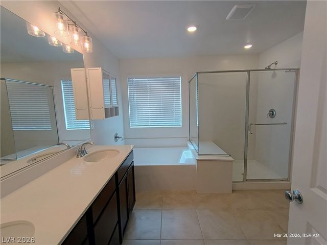 9158 Surrey Wood Street, Las Vegas, NV 89113