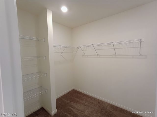 9158 Surrey Wood Street, Las Vegas, NV 89113