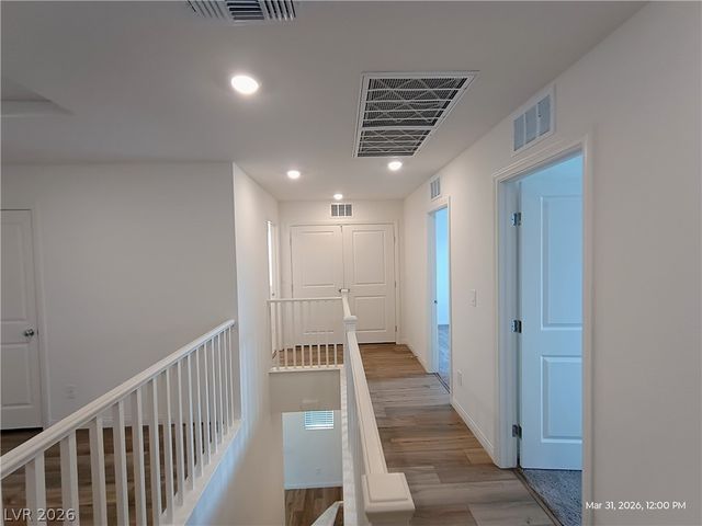 9158 Surrey Wood Street, Las Vegas, NV 89113