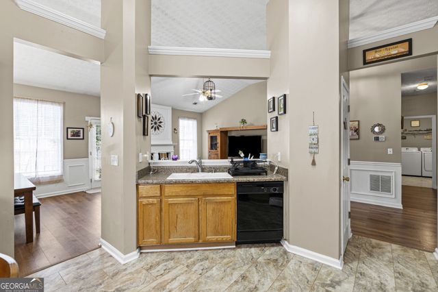 2114 Beacon Crest Drive, Buford, GA 30519