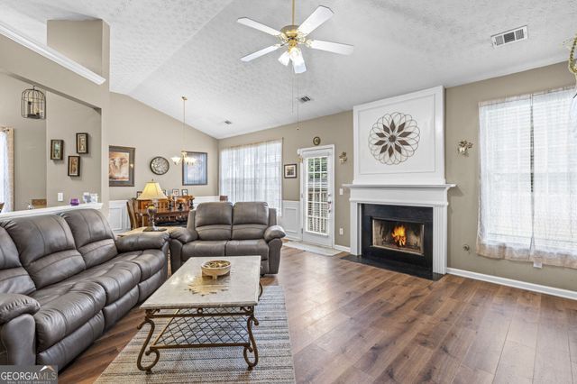 2114 Beacon Crest Drive, Buford, GA 30519