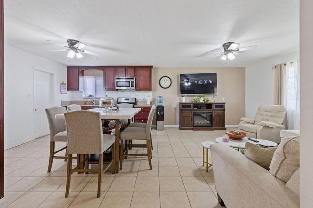 605 Stanley Street, Exeter, CA 93221