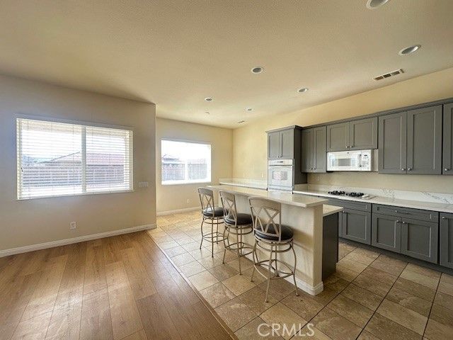 19721 Chicory Court, Apple Valley, CA 92308