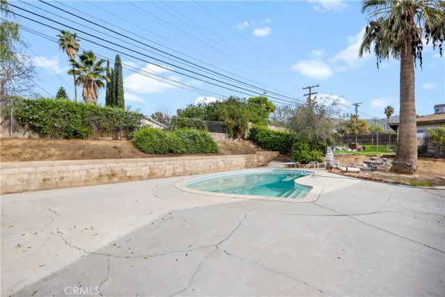 461 W Blaine, Riverside, CA 92507