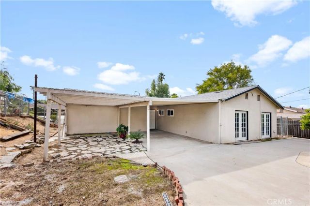 461 W Blaine, Riverside, CA 92507
